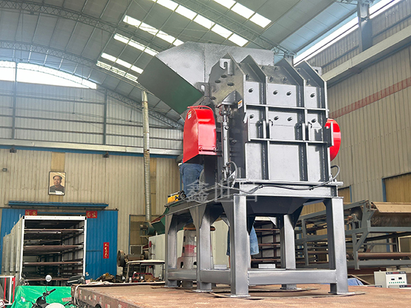 800型金屬破碎機