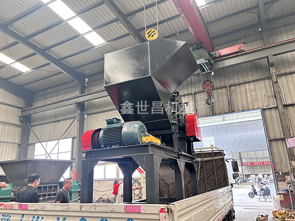 800型破碎機(jī)