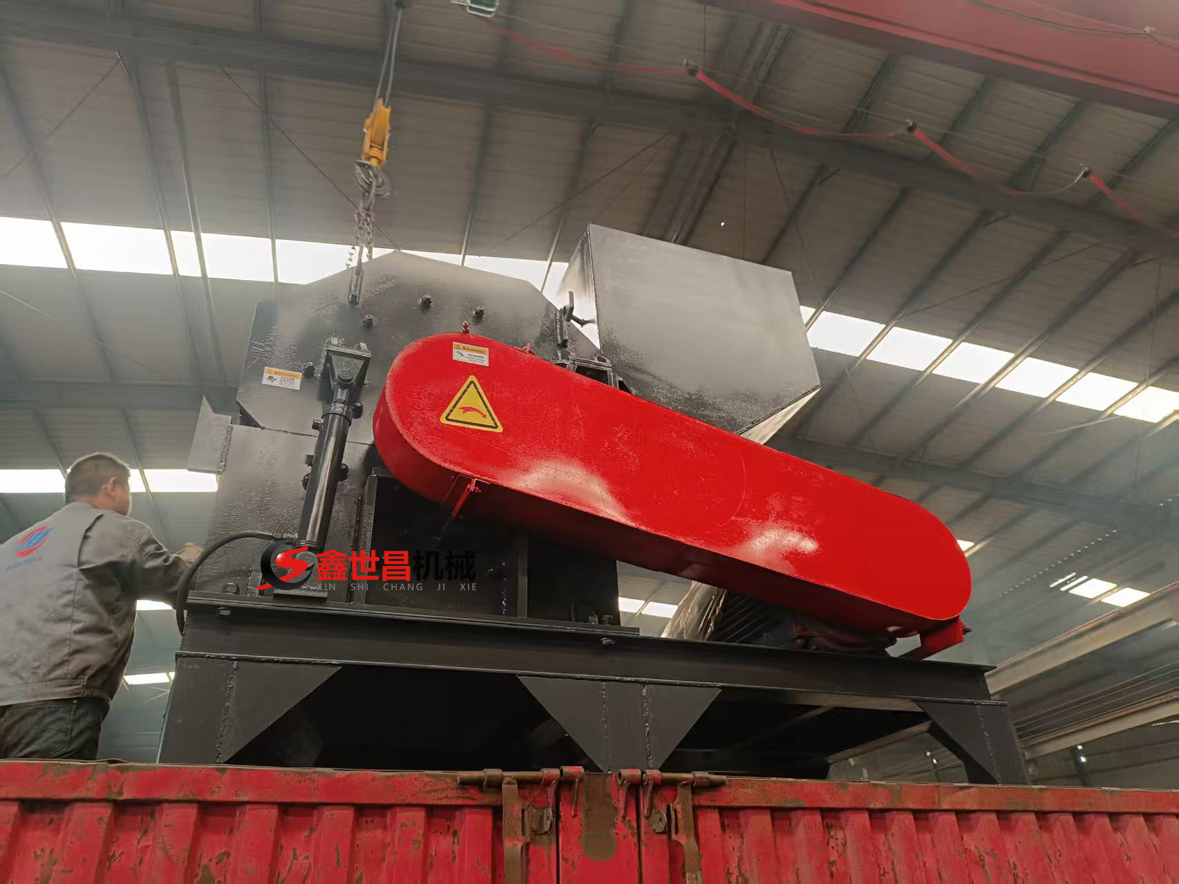 四川廣元1000型金屬破碎機(jī)發(fā)貨現(xiàn)場(chǎng)